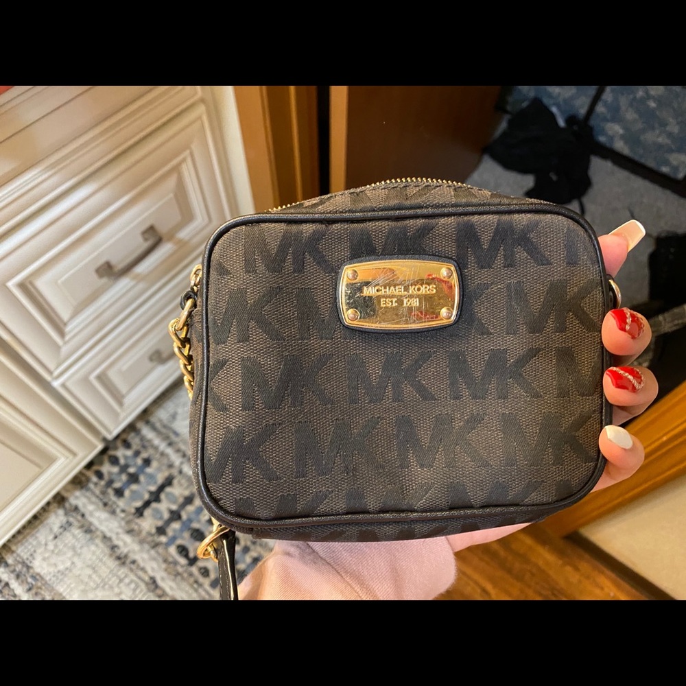 Mini crossbody MK
